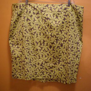 2/$30 Lane Bryant Green and Gray patterned pencil skirt